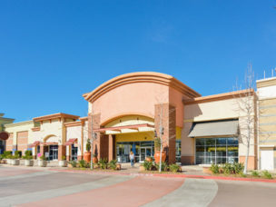 scenery of the shopping mall and blue sky in the background